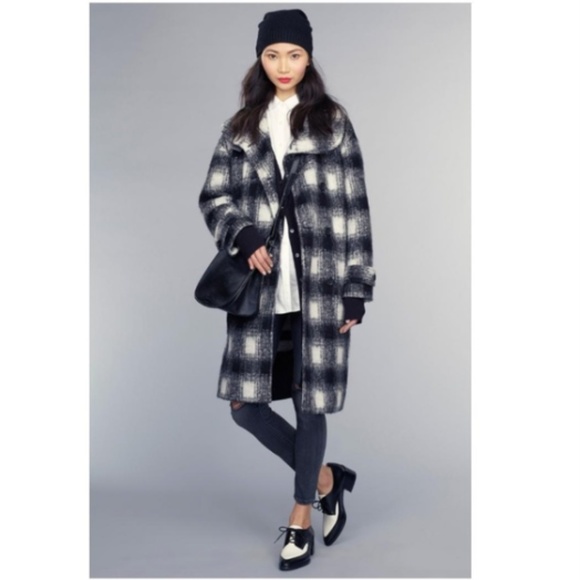 Banana Republic Jackets & Blazers - NWT Banana Republic Brushed Wool Plaid Coat